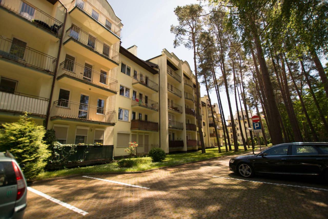 Apartamento Apartament Makadi Miedzyzdroje Exterior foto